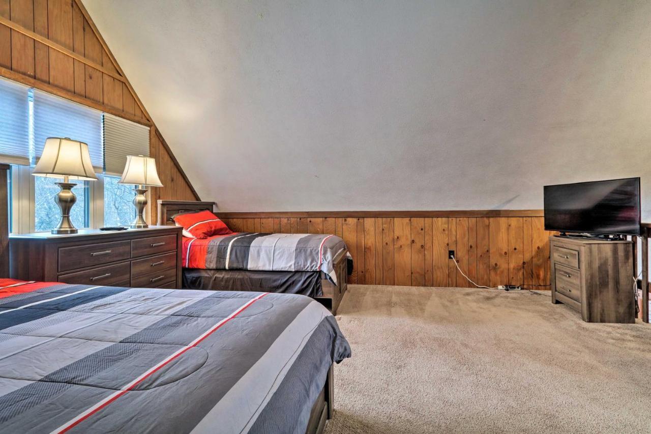 Quiet Poconos Getaway 23 Mi To Camelback Mountain Villa Albrightsville Екстериор снимка